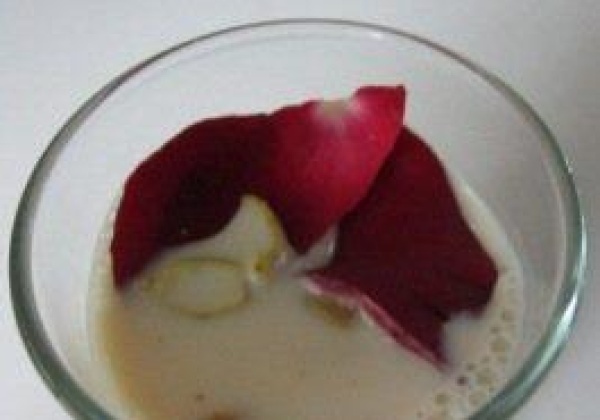 This Holi, Drink Vegan Thandai