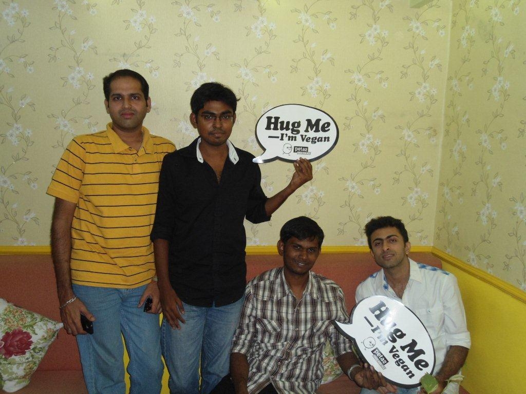 hug-a-vegetarian-day-2013-3