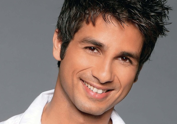 Shahid Kapoor Loves Chicks