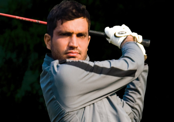Golfer Mahindra Singh Joins PETA’s Veg Campaign