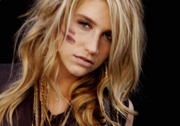 Ke$ha Blasts Canada’s Club Scene and Seal Slaughter