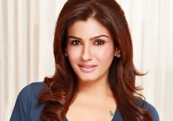 Raveena Celebrates International Homeless Animals’ Day – Adopts Stray Pups