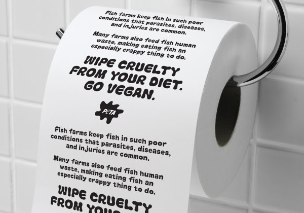 Kolkata: Take Part in PETA India’s Toilet Paper Mission to Highlight the Feeding of Human Waste to Fish