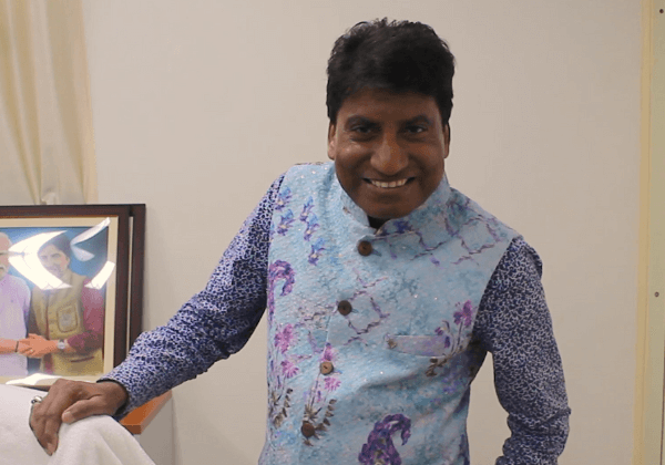 PETA इंडिया ने केंद्र सरकार से राजू श्रीवास्तव के सम्मान में घोड़ों को नियंत्रित करने के लिए इस्तेमाल की जाने वाली काँटेदार लगामों के निर्माण पर रोक लगाने का अनुरोध किया