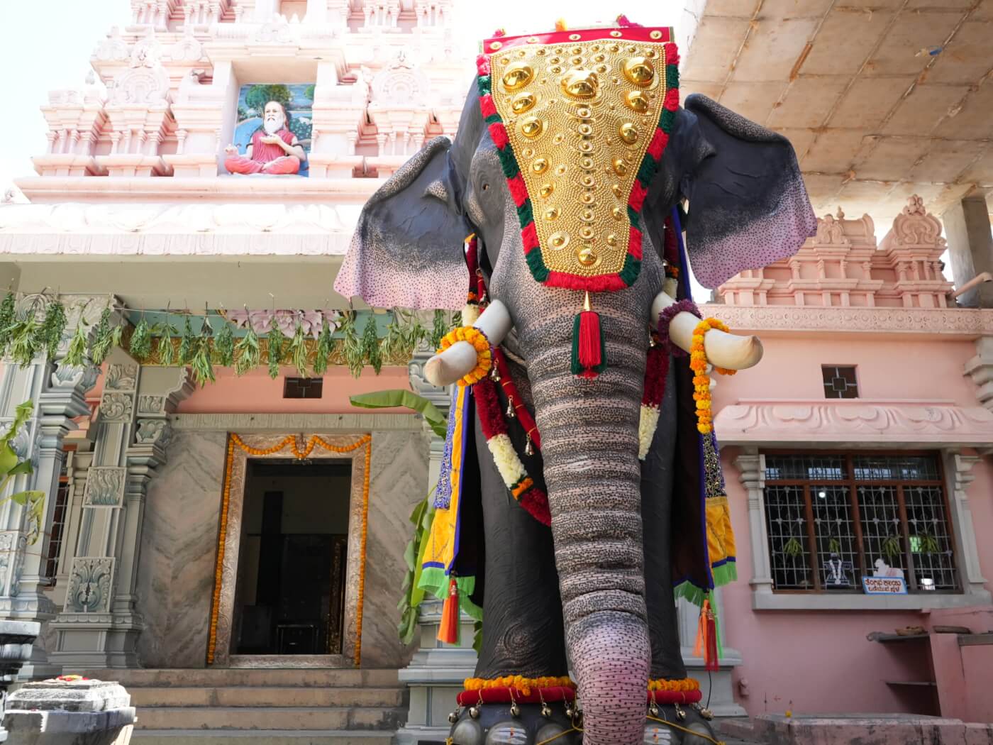 Actors Aindrita Ray and Diganth Manchale Join PETA India in Donating a Life-Size Mechanical Elephant to Mysuru’s Sri Suttur Math