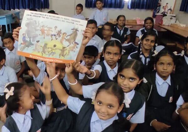 उत्तराखंड के छात्र दयालुता भी पढ़ेंगे: राज्य के स्कूल शिक्षा विभाग ने PETA इंडिया के “मानवीय शिक्षा कार्यक्रम” का समर्थन किया