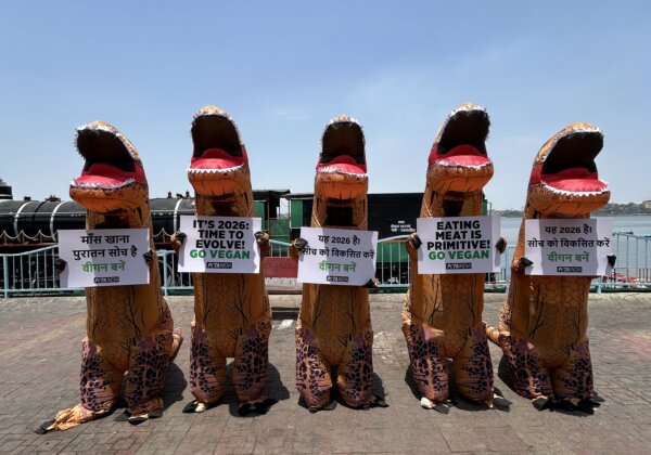 Dinosaurs’ Urges Bhopal Residents: ‘Go Vegan or Go Extinct!’ Ahead of Earth Day